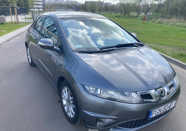 Honda Civic cena 26300 przebieg: 195000, rok produkcji 2009 z Poznań małe 301